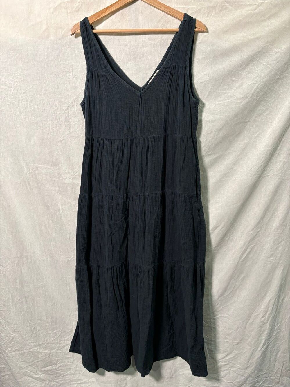 Marine Layer Black Cotton Gauze Tiered Midi Dress Sleeveless V-Neck Size M